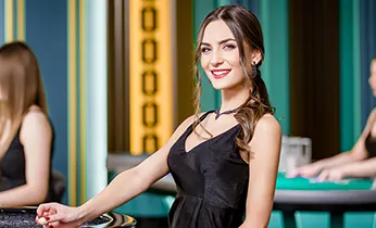 Hình ảnh minh họa đội ngũ hỗ trợ khách hàng của for88 nhà cái sẵn sàng giải quyết tranh chấp